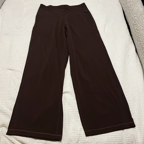 Lululemon Align High Rise Wide Leg Pant, Size 12 short - Picture 3 of 3